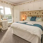 Stunning Set On Cliffside In Hotel 4*