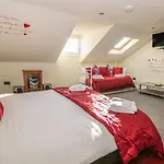 Hotel Stunning Set On Cliffside In Scarborough