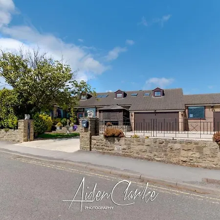 酒店 Stunning Set On Cliffside In 斯卡伯勒