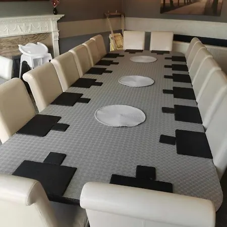 酒店 Stunning Set On Cliffside In