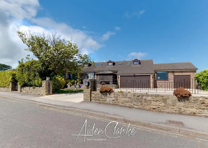 Hotel Stunning Set On Cliffside In Scarborough