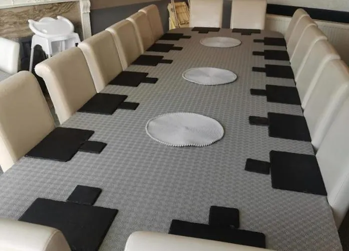 Hotel Stunning Set On Cliffside In