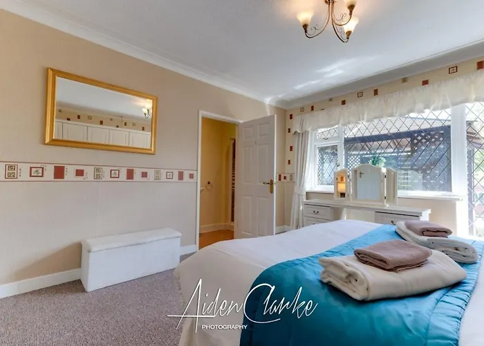 Hotel Stunning Set On Cliffside In Scarborough